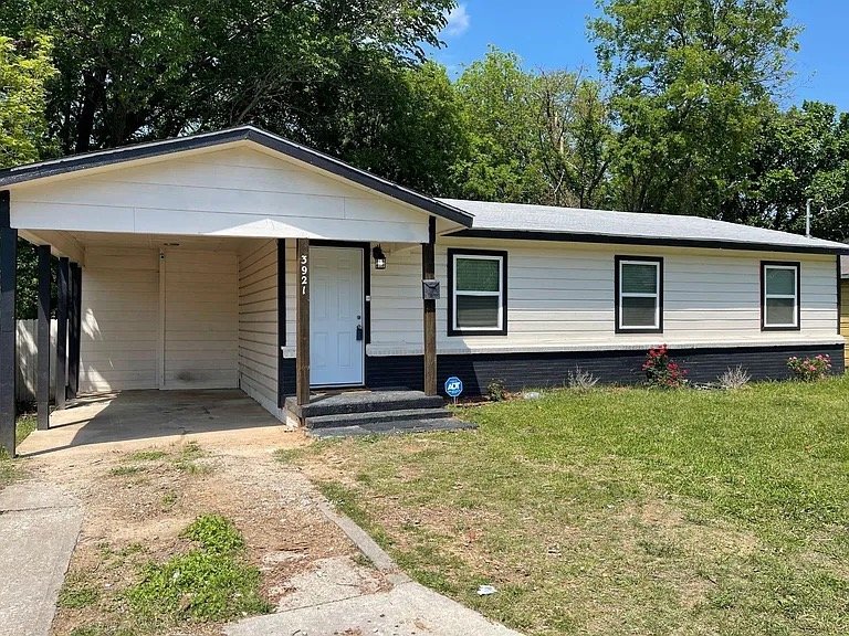 Fort Worth House: 3921 Avenue H