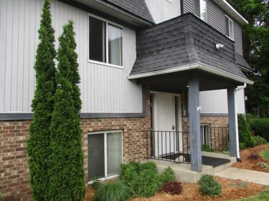 Kalamazoo Townhome: 729 Keenway