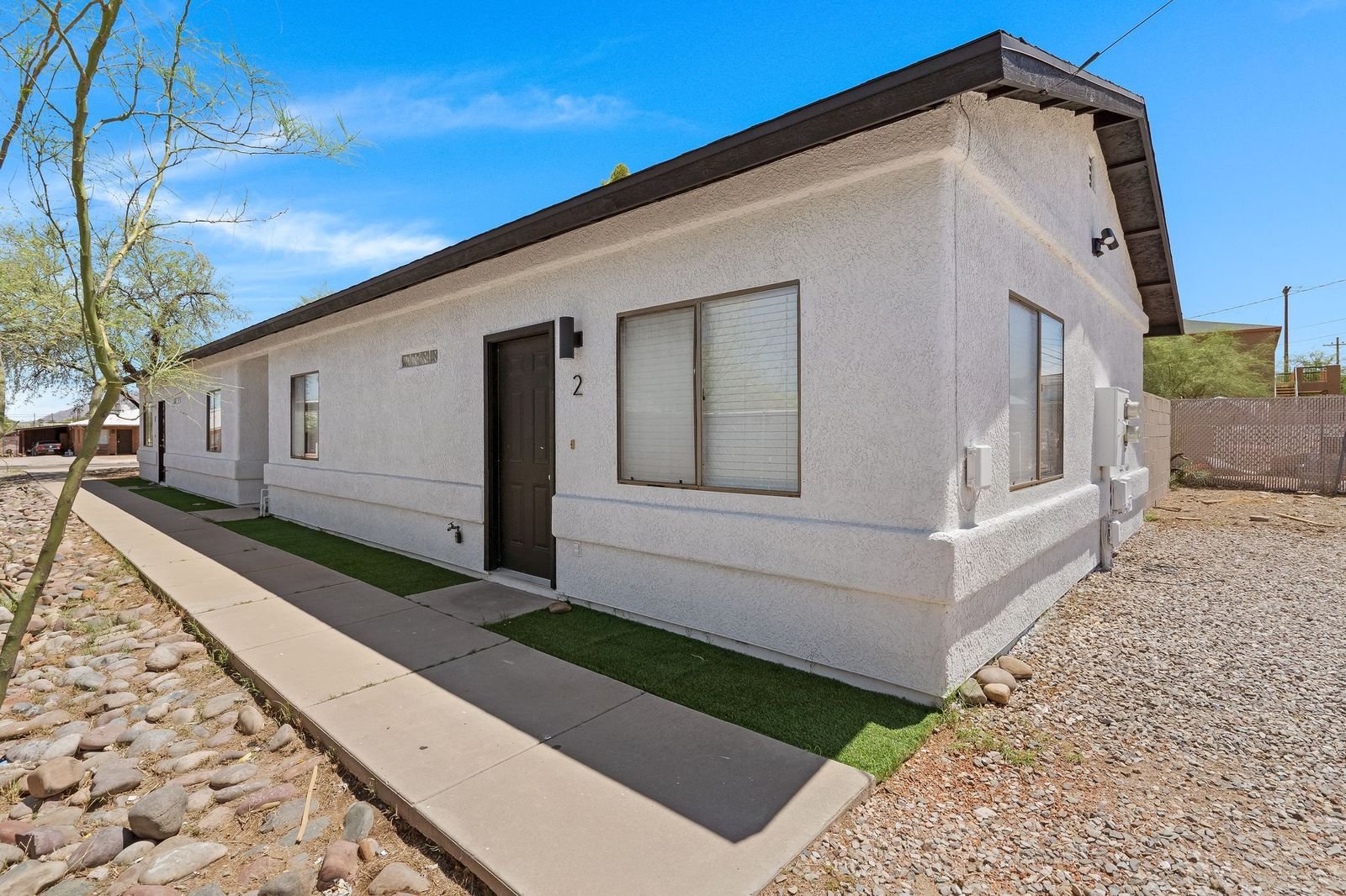 Tucson Townhome: 620 East Lester Street