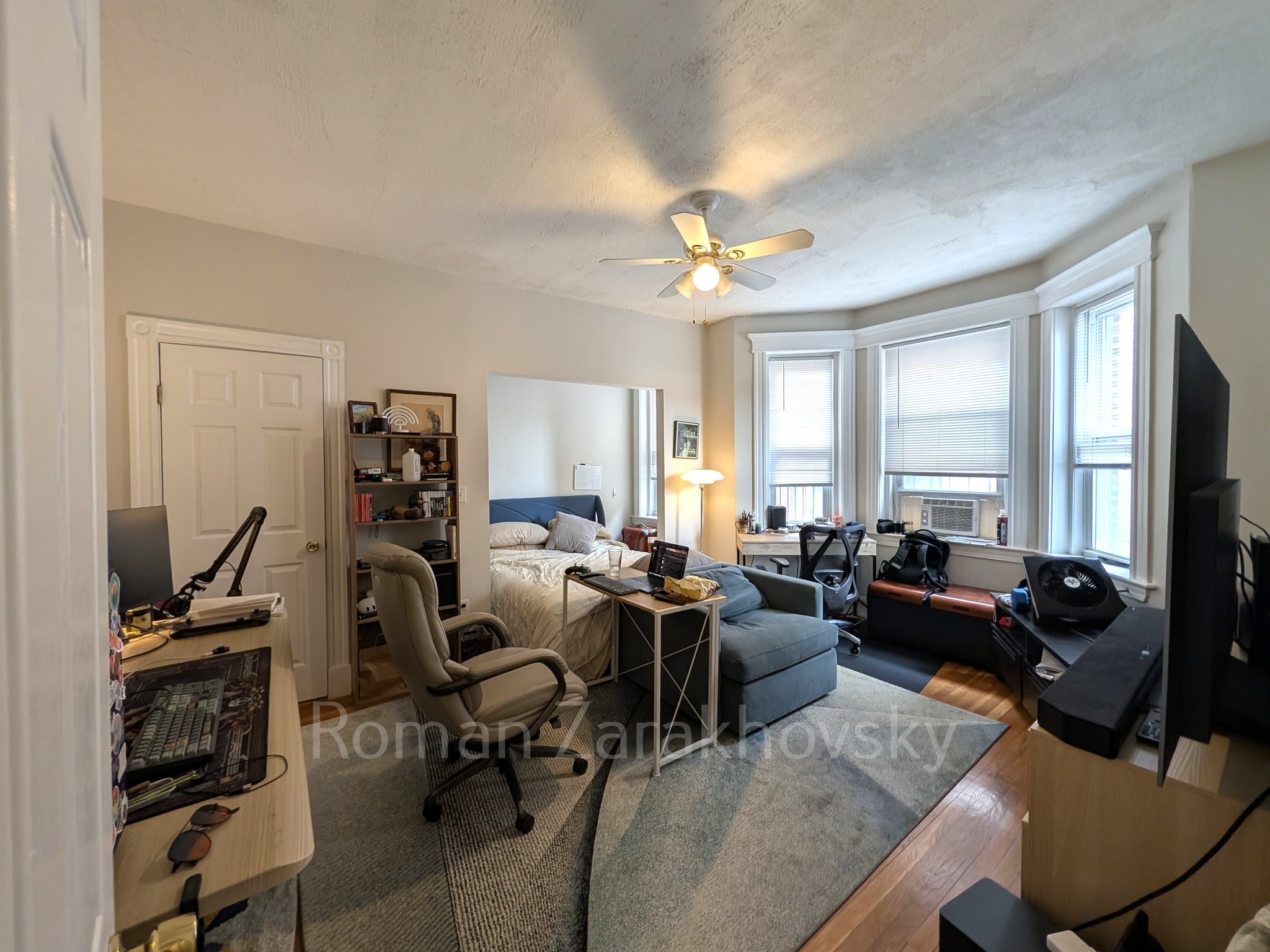 Brighton Apartment: 4 Ayr Road