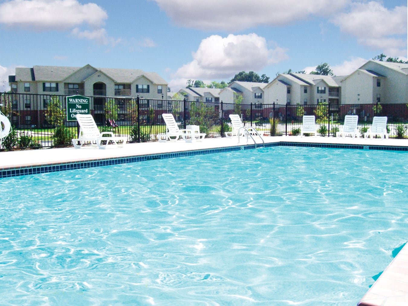 North Little Rock Apartment: 5900 Mccain Park Pl