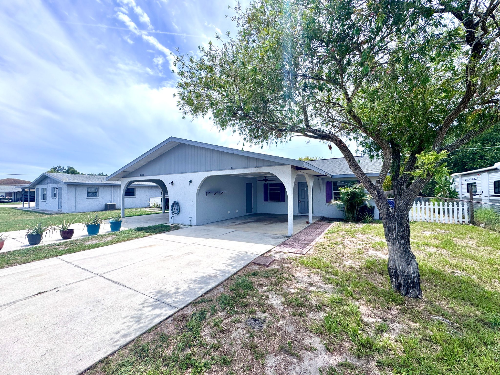 Bradenton Multiplex: 4116 62nd St W