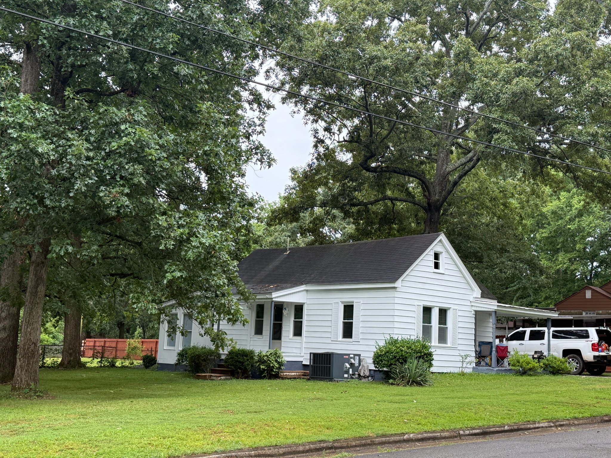 Florence House: 203 Seymore Ave