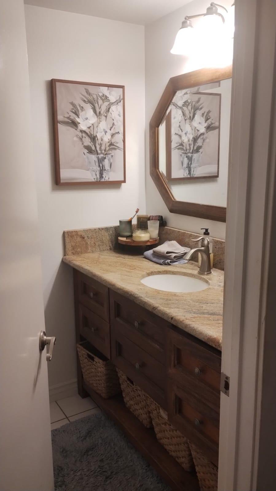 Santa Clarita House: 28052 Deep Creek Dr