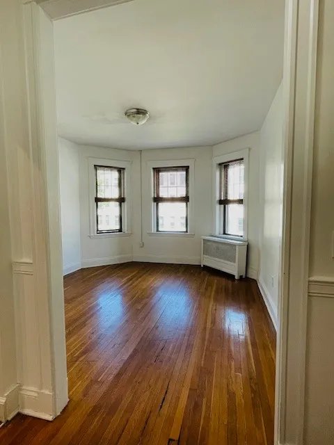 Brighton Condo: 1564 Commonwealth Avenue