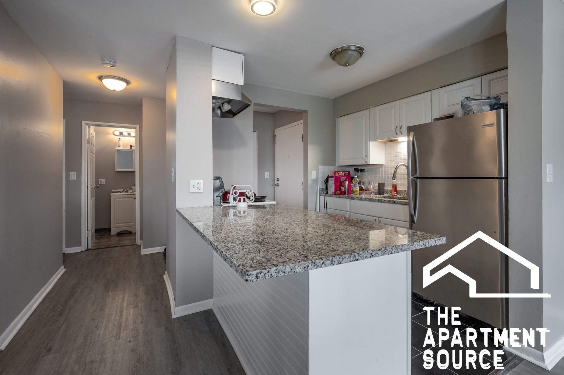 Elmwood Park Apartment: 2300 N Harlem #403