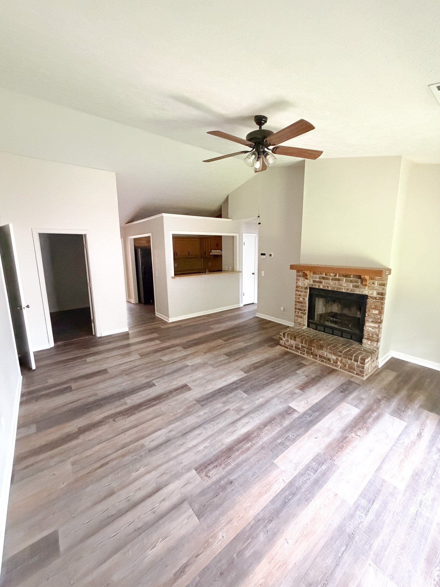 Colombus Apartment: 6197 Trestlewood Dr