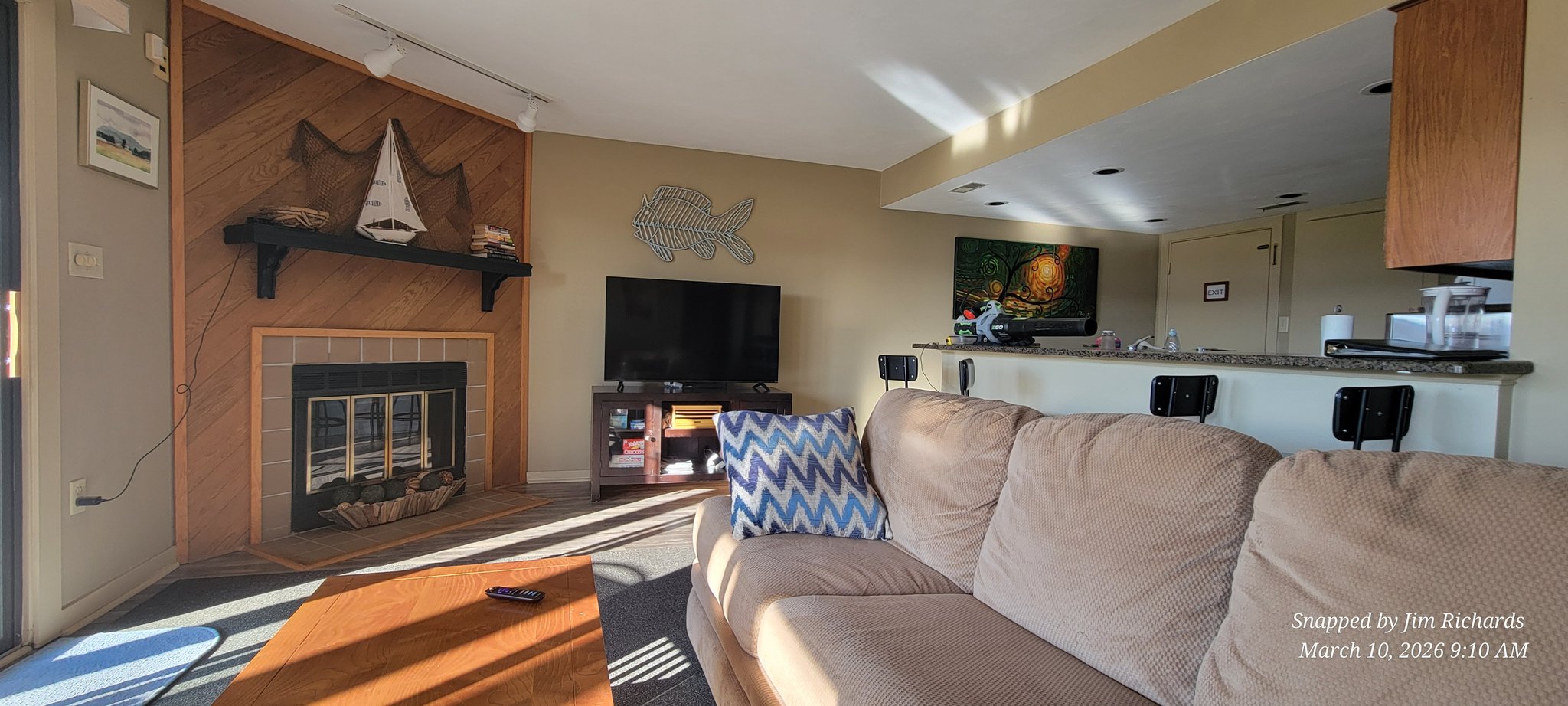 Moneta Condo: 100 Sailir's Cove Dr.