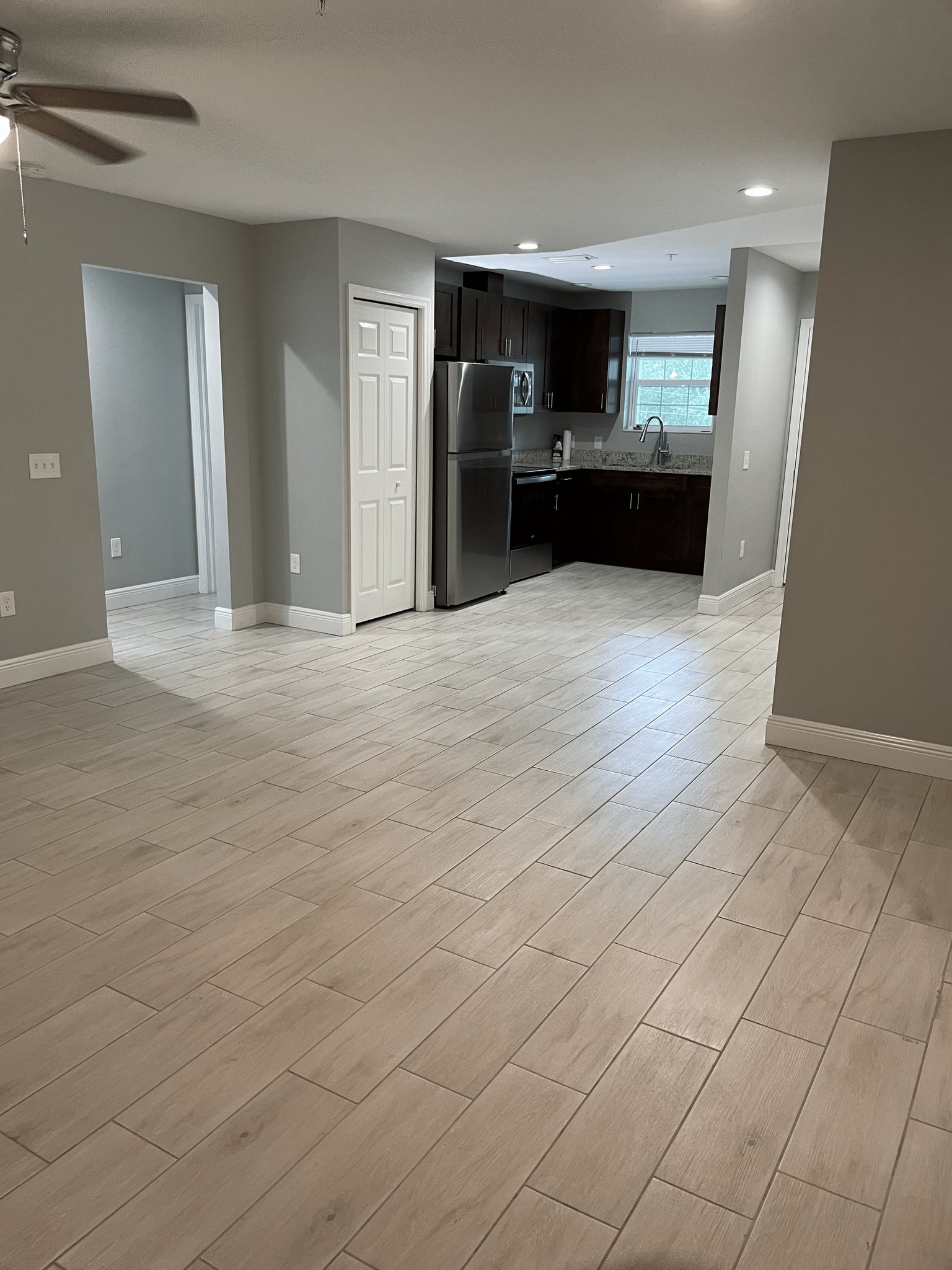 Tampa Apartment: 1801 W Sligh Ave