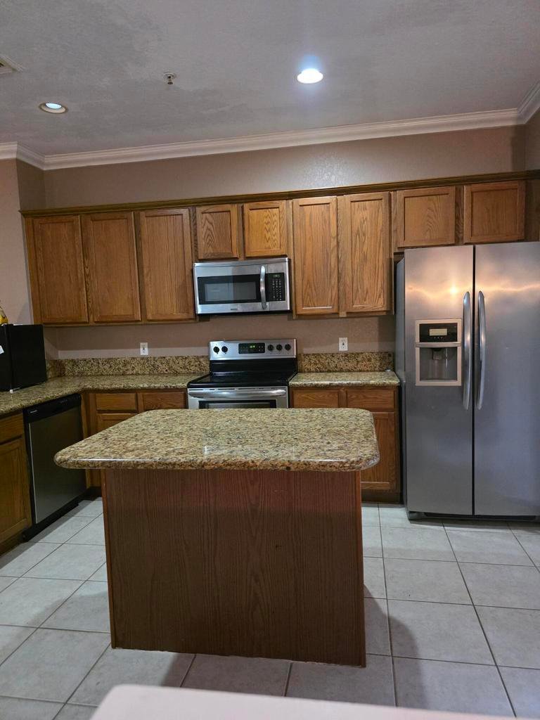 Boynton Beach Townhome: 2866 S Oasis Drive