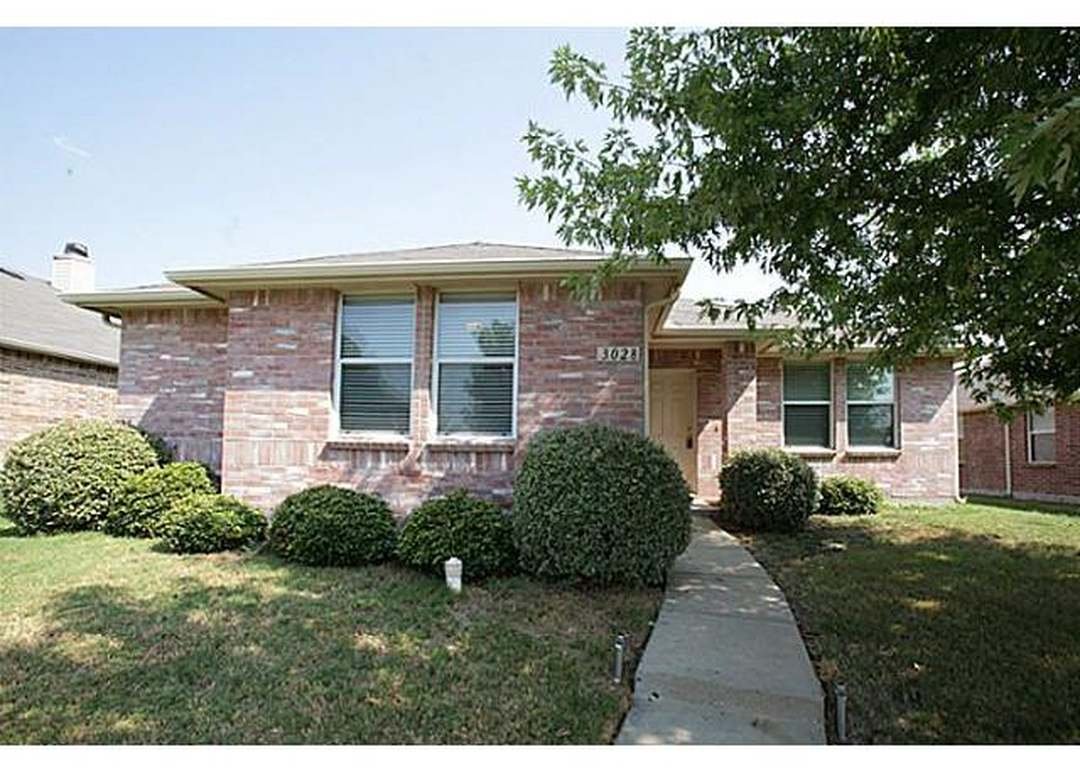Rockwall House: 3028 Misty Ridge Ln