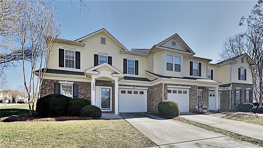 Winston Salem Townhome: 5990 Fox Point Cir