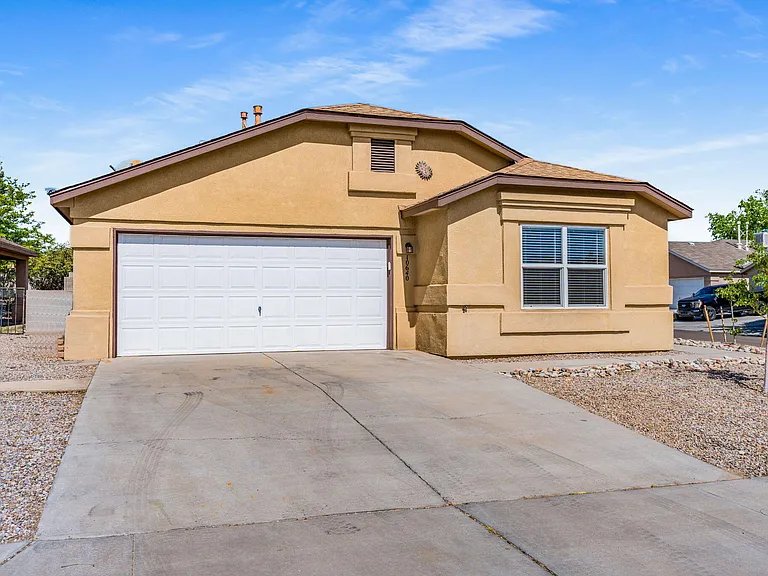 Albuquerque House: 10640 Rigoletto Dr NW