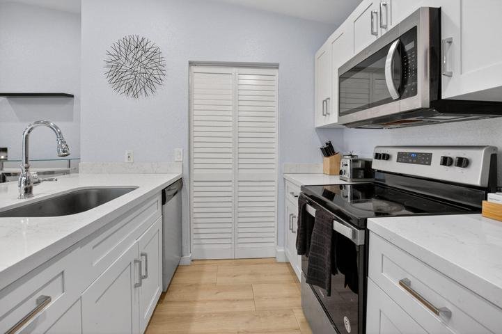 Boca Raton Townhome: 22270 Pineapple Walk Drive