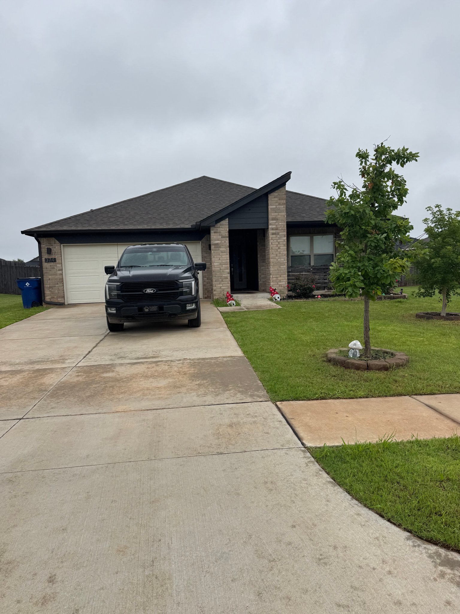Blanchard House: 374 Emmy Jean Dr