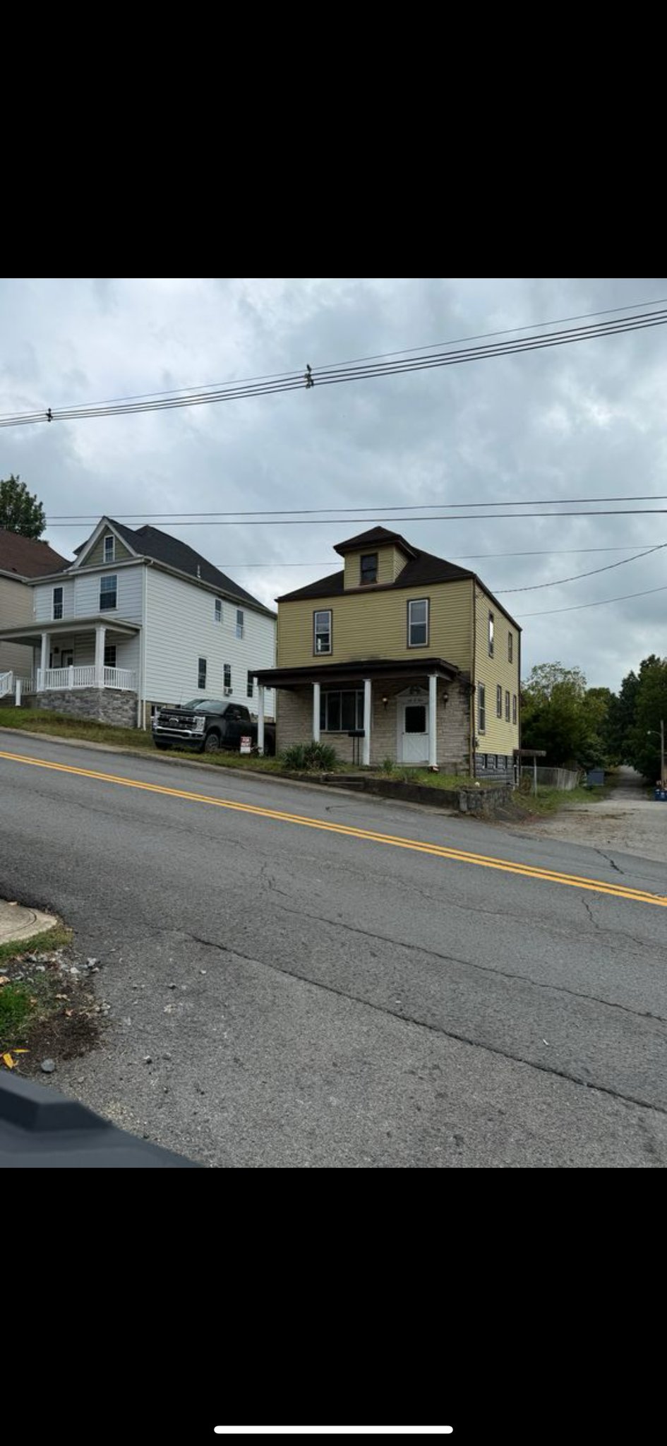 Fairmont House: 604 7th St
