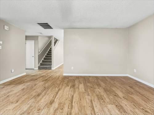 Grand Prairie House: 3129 Teodoro Dr