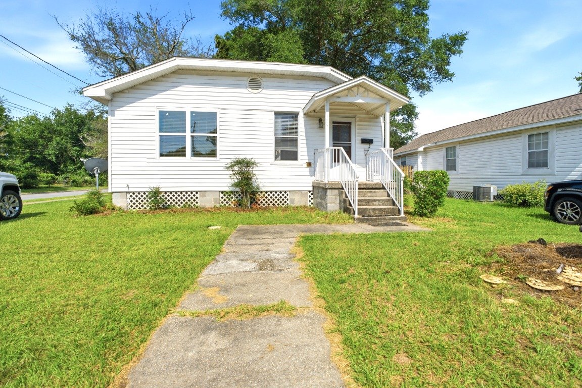 Pensacola House: 1301 N 6th Ave