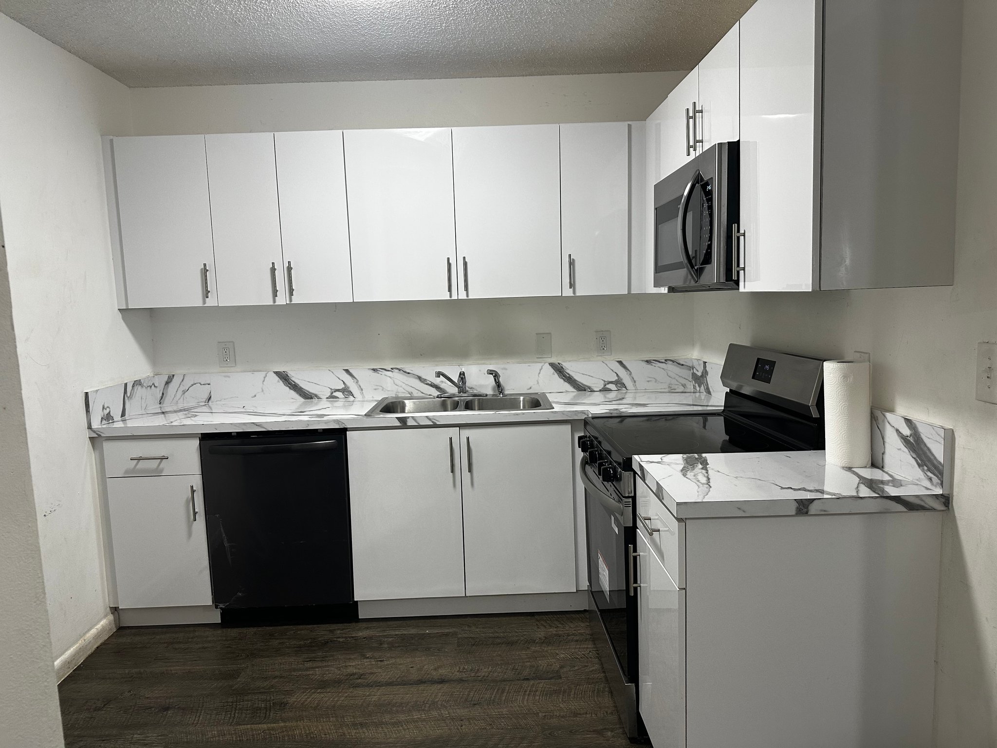 Coral Springs Townhome: 10875 nw 45th st