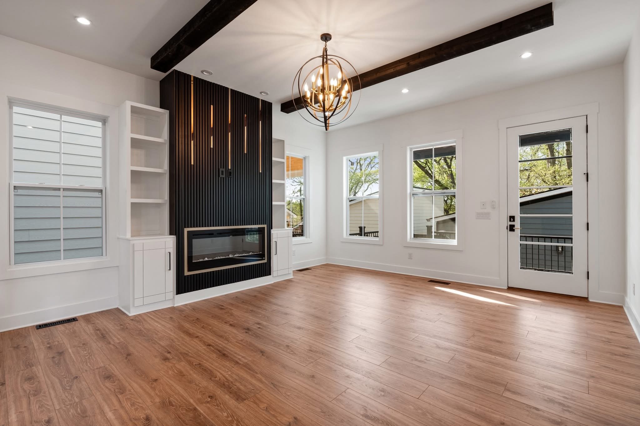 Nashville House: 151a Fain St
