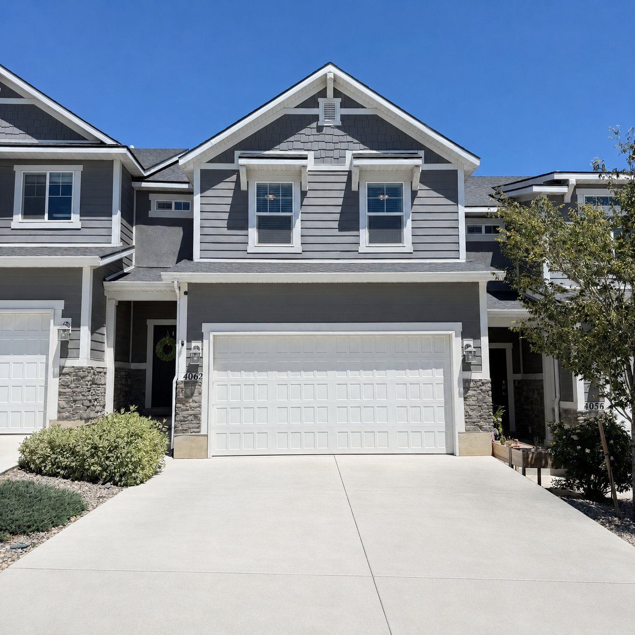Lehi Townhome: 4062 W 740 N