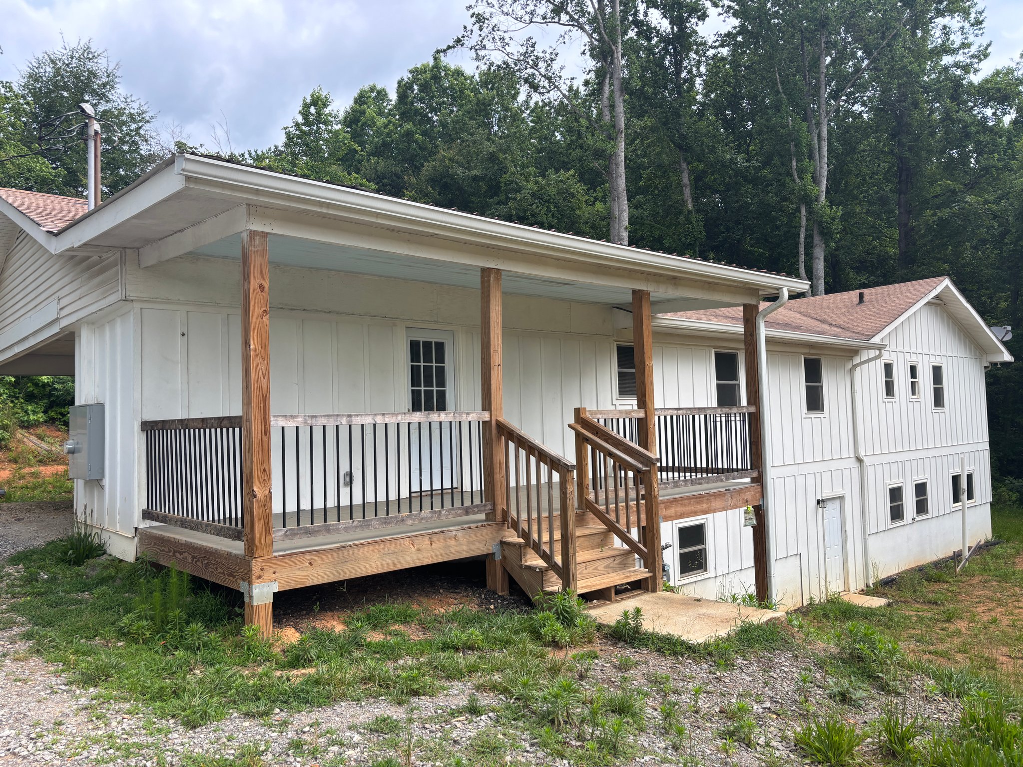 Ball Ground House: 7595 ball ground hwy