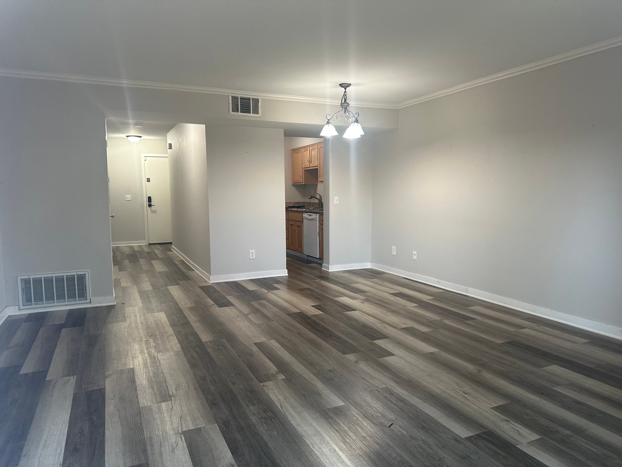 Fairfield Townhome: 362 Tabor Ave