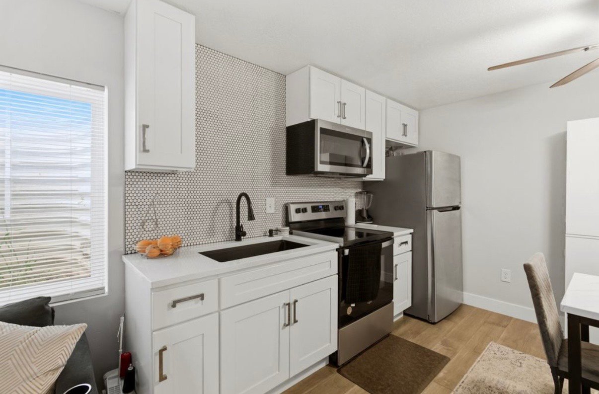 Santaquin House: 71 W 860 N