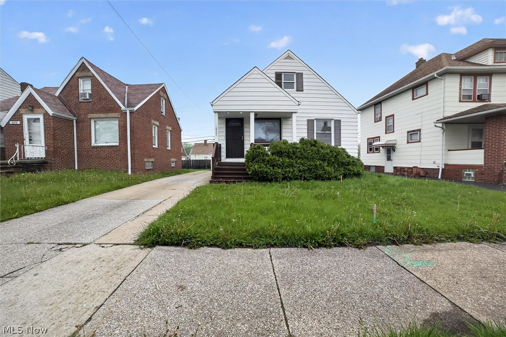Garfield Heights House: 10721 Plymouth Ave