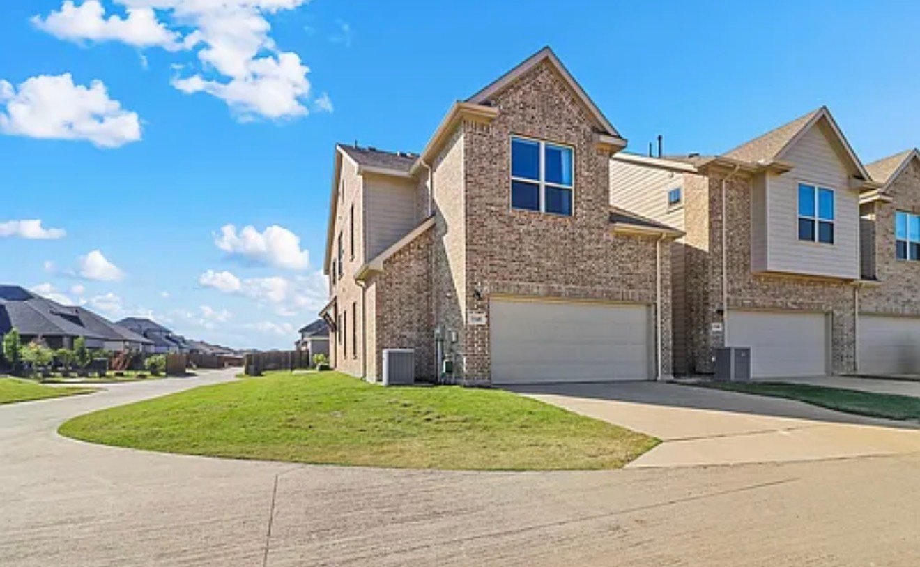 Frisco House: 3348 Archduke Dr