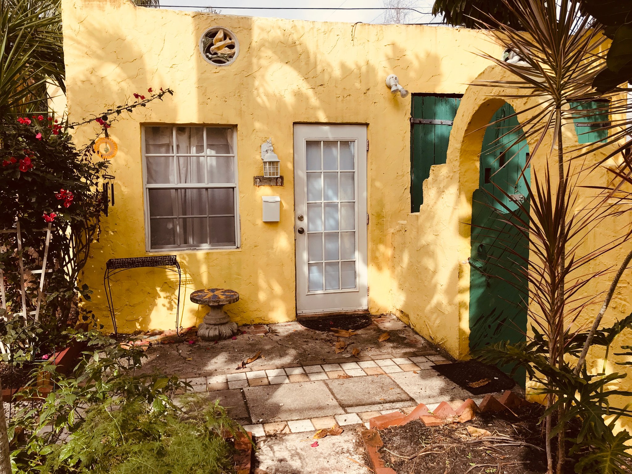 West Palm Beach House: 709 Hunter
