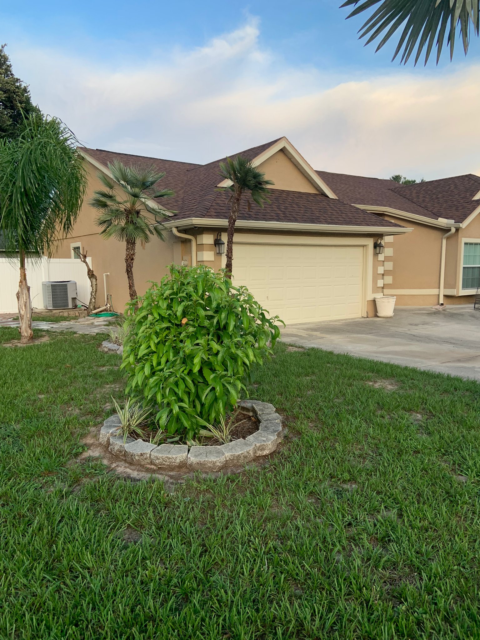 Orlando House: 8019 Lesia Cir