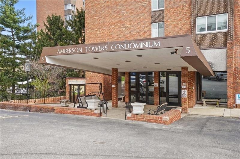 Pittsburgh Condo: 5 Bayard Rd