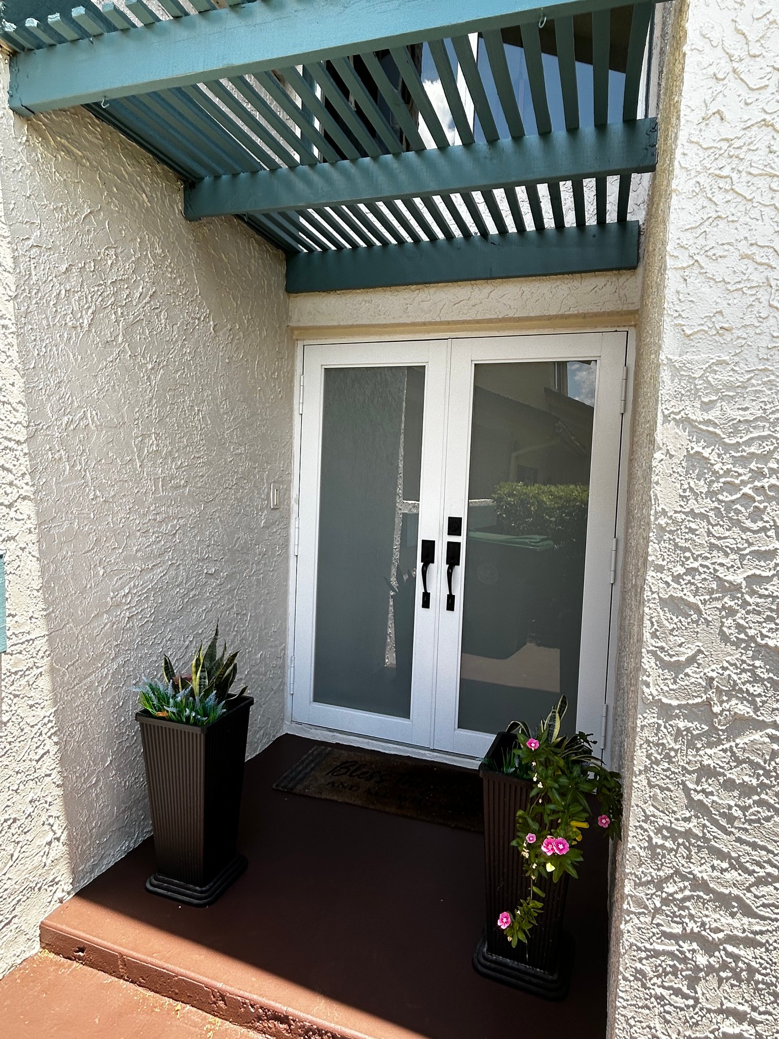 Davie House: 8321 SW 39th CT