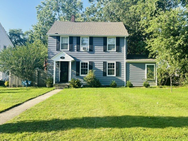 Easton House: 313 Linden Ave