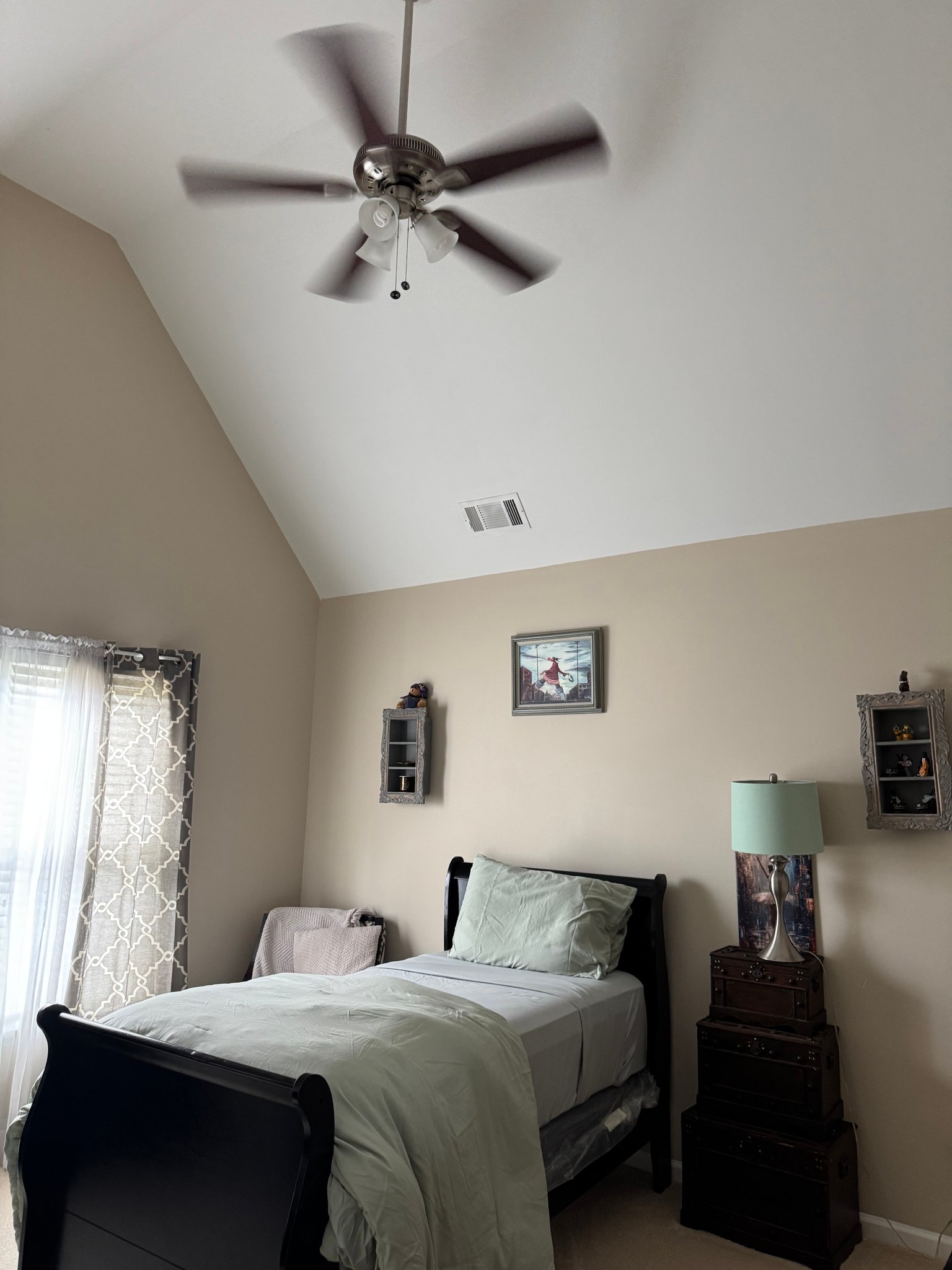 Covington Single Room: 60 Chesapeake Chase
