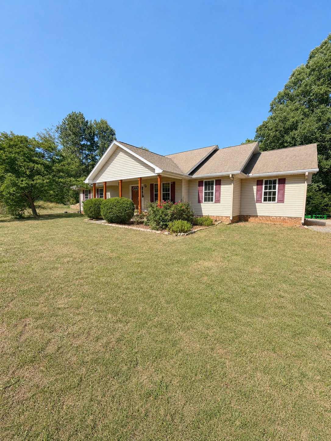 Hillsborough House: 1523 Nc Highway 86 N