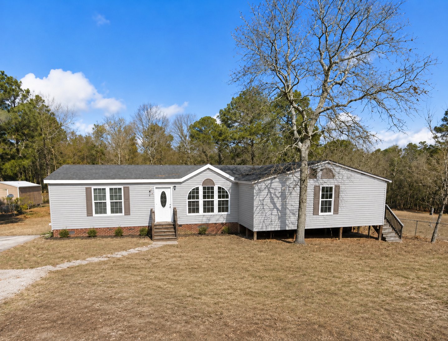 Gaston Single Room: 145 Arrowpoint Dr
