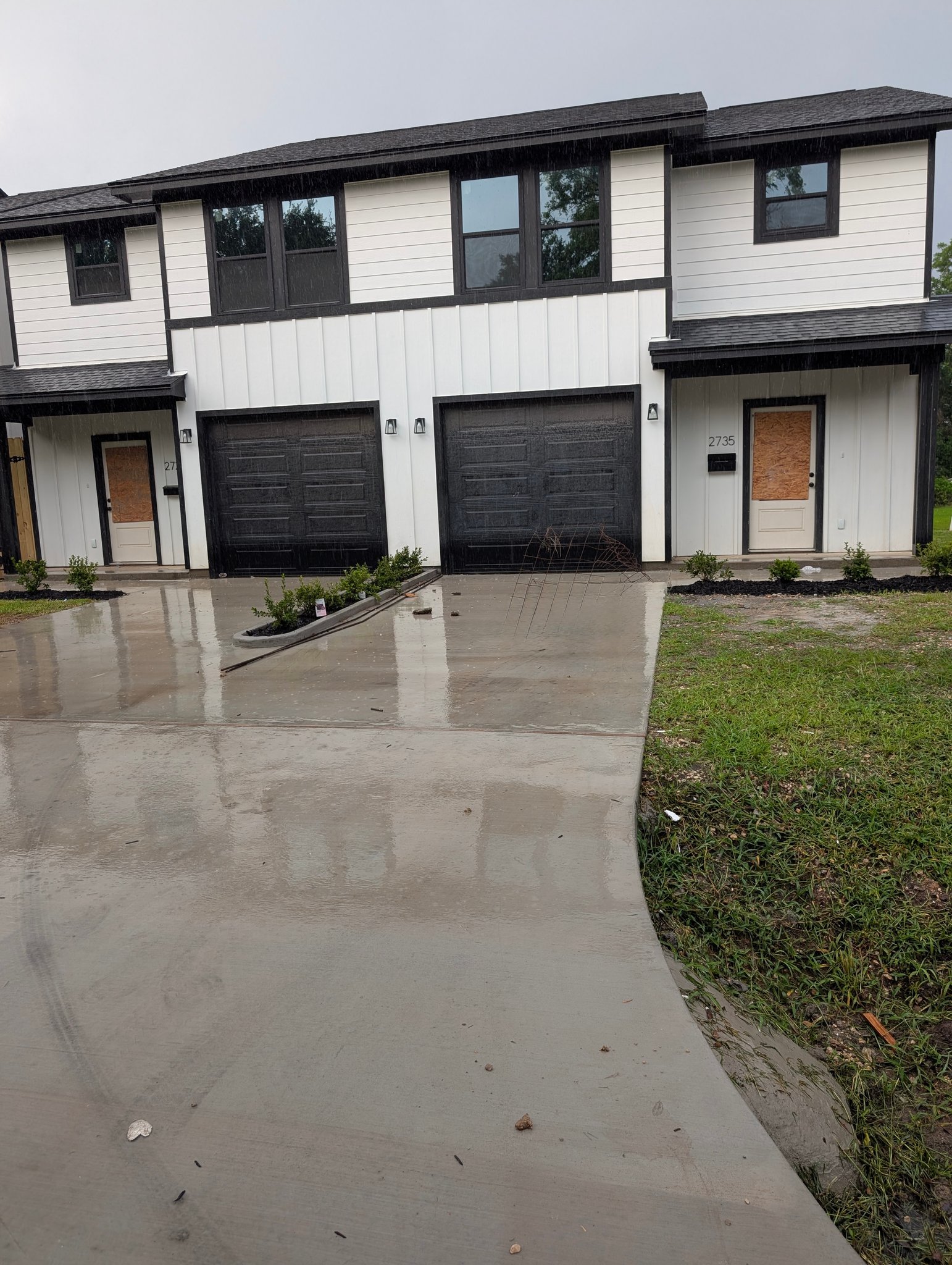 Beaumont Townhome: 2725 Nora St