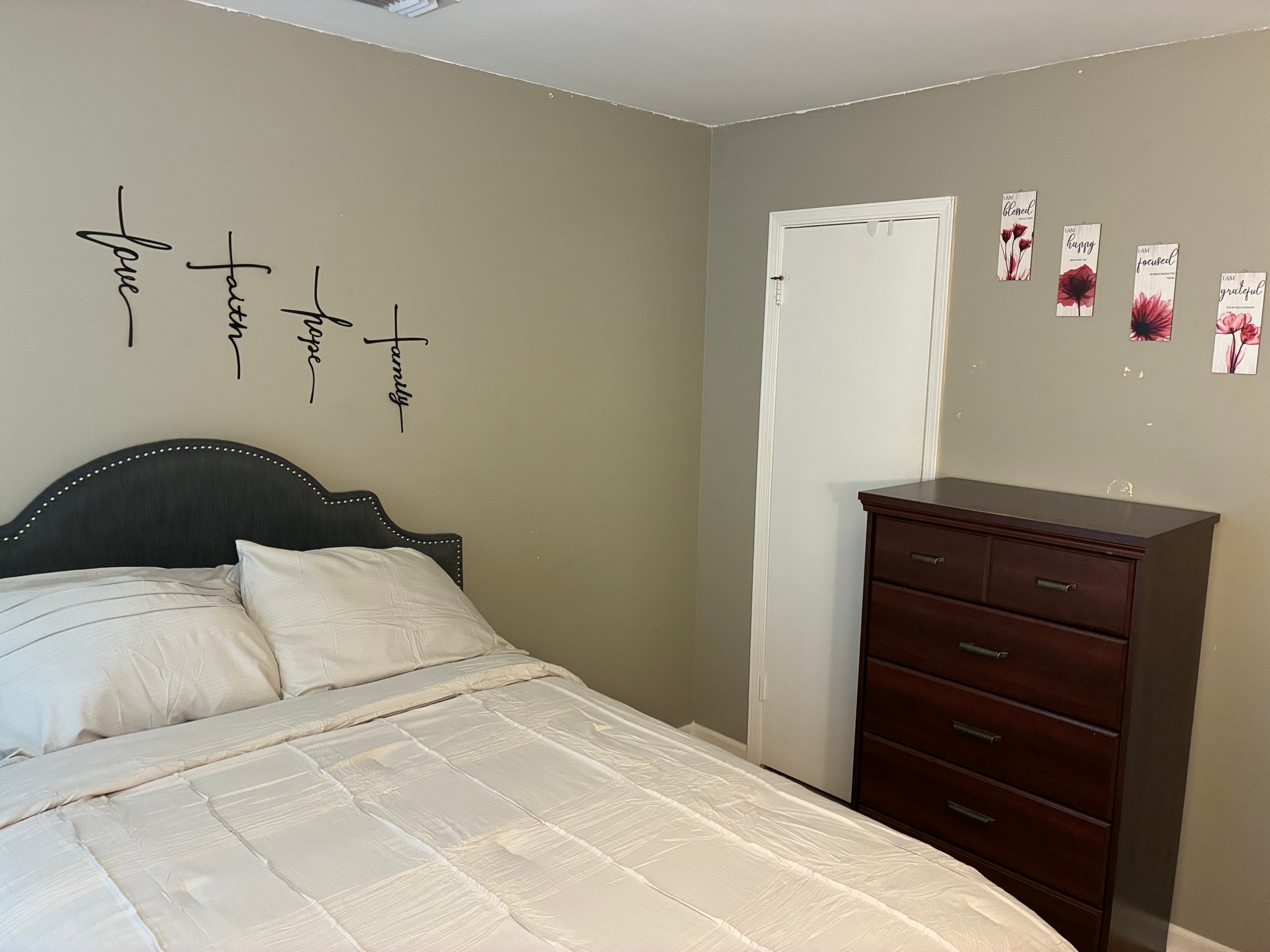 Stone Mountain Condo: 594 Windchase Ln