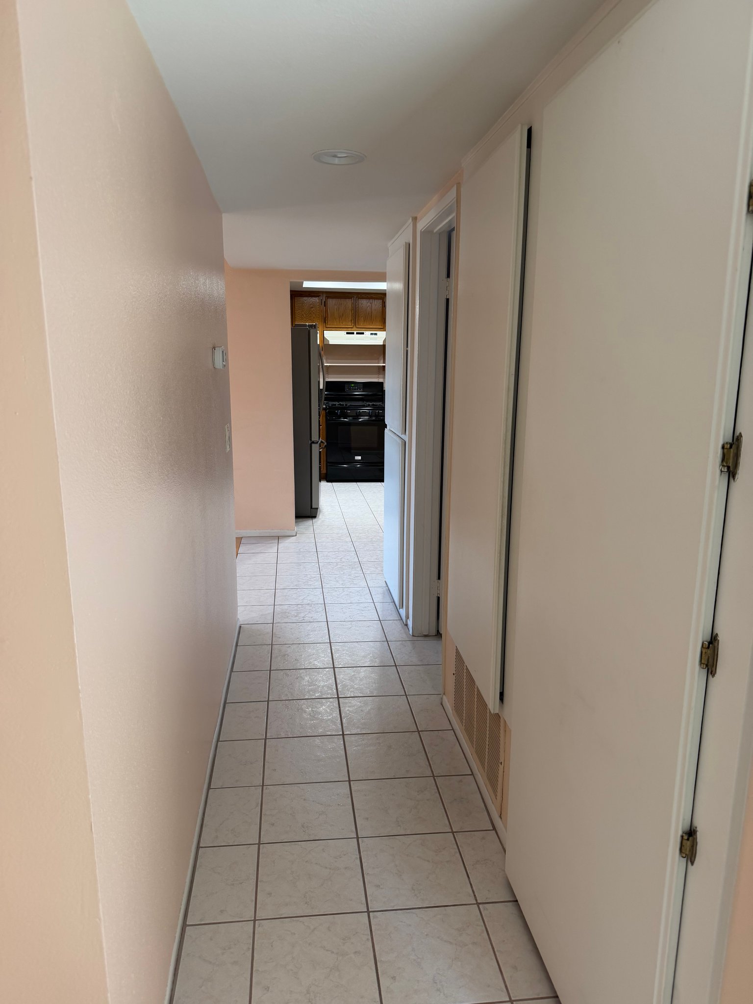 Signal hill Condo: 2514 E Willow St