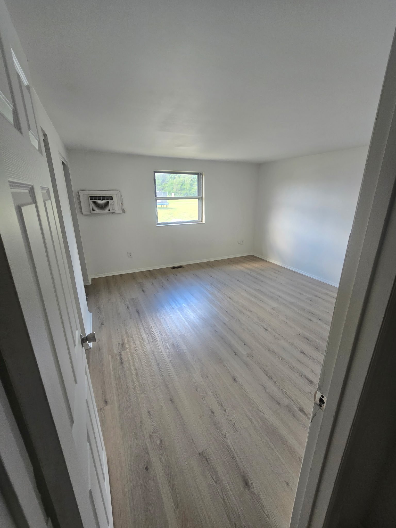Enon Apartment: 6538-6552 Conway Drive