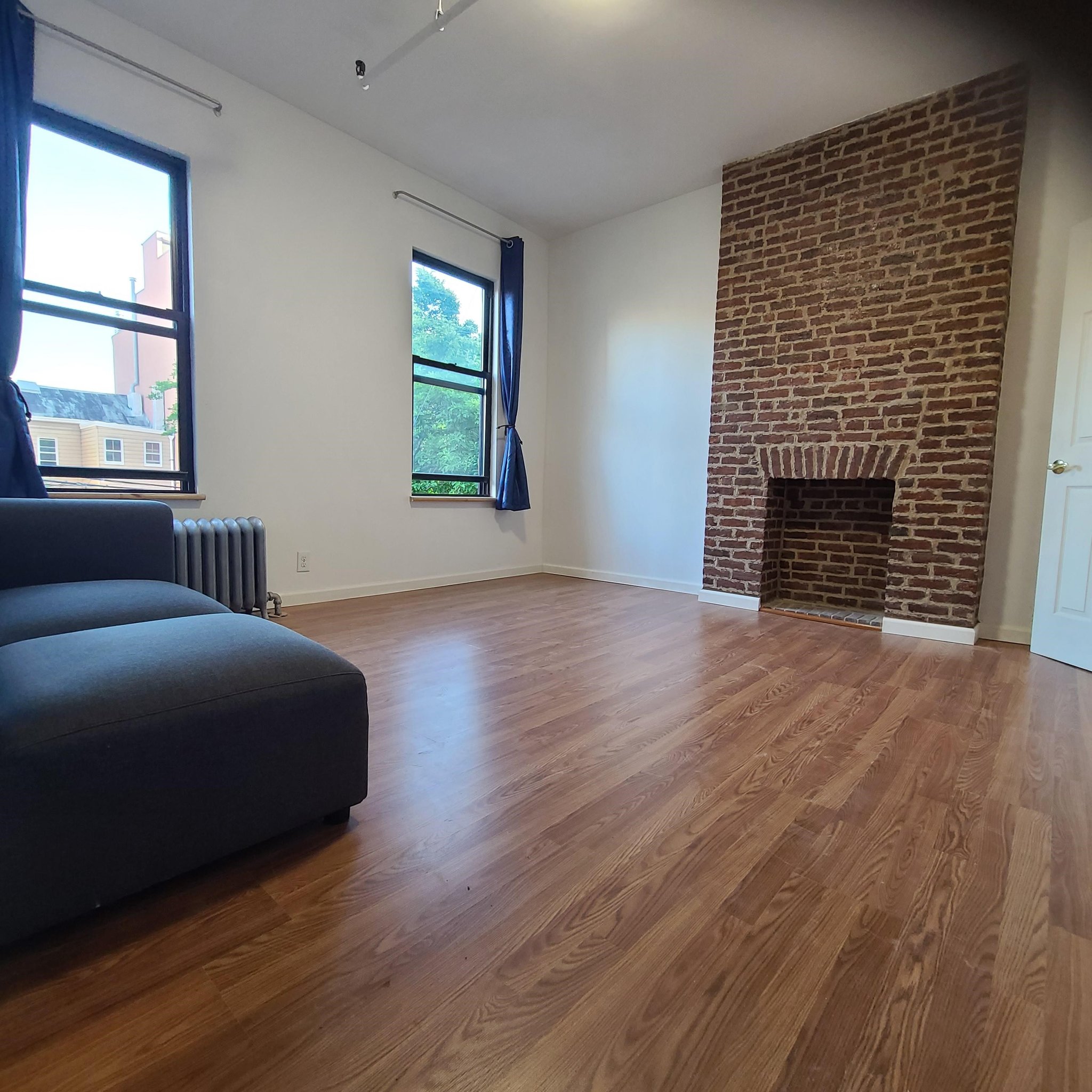 Greenpoint-Williamsburg Single Room: 122 india str