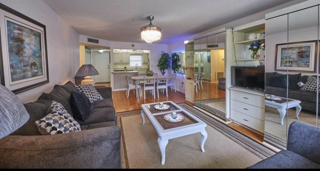St petersburg Condo: 4550 cove circle