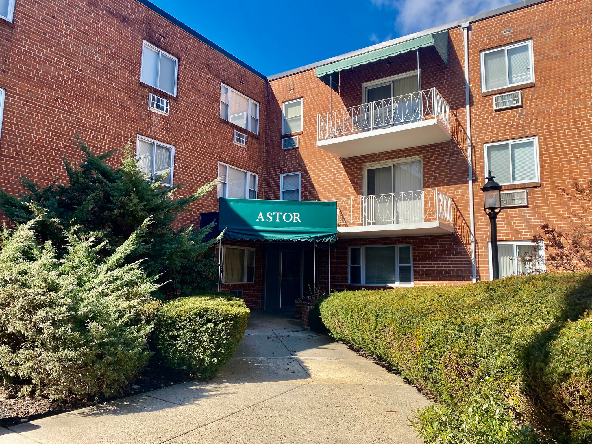 Wyncote Condo: 1600 Church Road