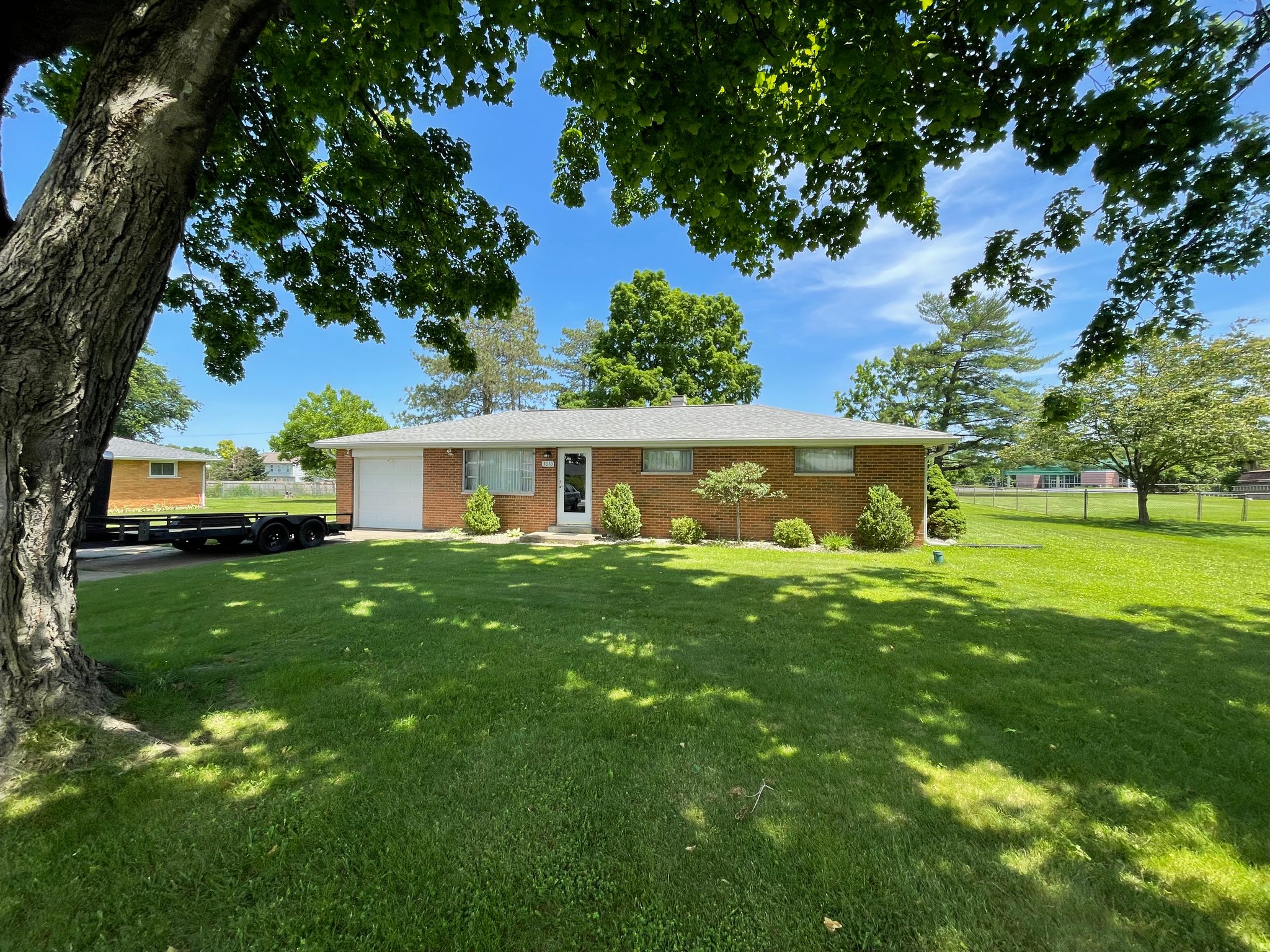 Fairborn House: 3050 Axe Dr