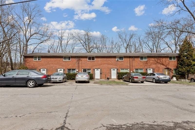 Pittsburgh Townhome: 1769 McNary Blvd