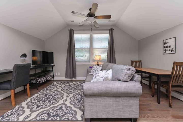 Greenville Apartment: 903 Saluda Lake Rd