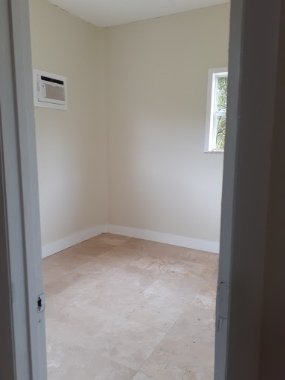 Labelle Multiplex: 873 F Rd