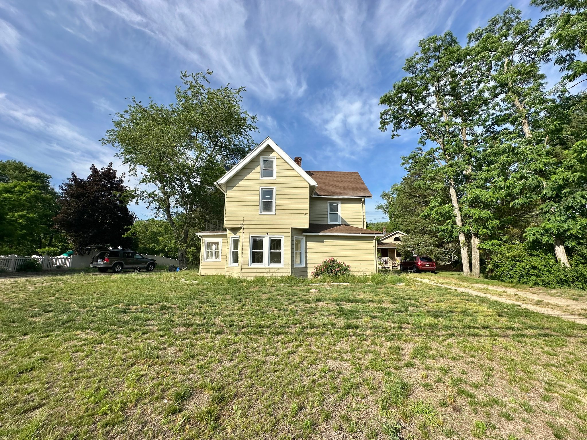 Jackson House: 155 Leesville Rd